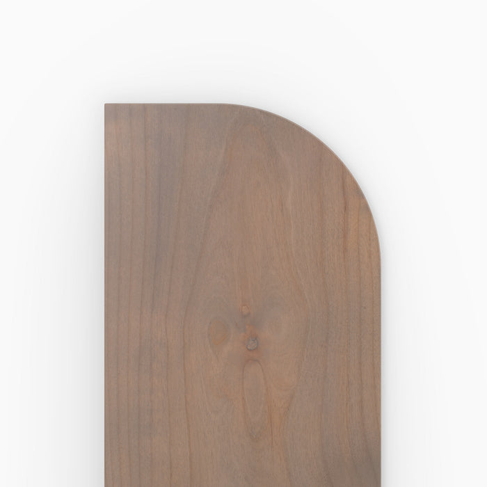 Aksel RADius Hatch Grey Floating Shelf close-up showing smooth rounded corner and natural alder hardwood grain by Shelfology