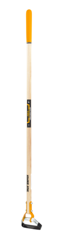 TRUE TEMPER ACTION HOE WITH CUSHION END GRIP ON HARDWOOD HANDLE